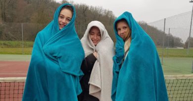 Seniors Hiver : les filles en demi-finale ! Seniors Hiver : les filles en demi-finale !